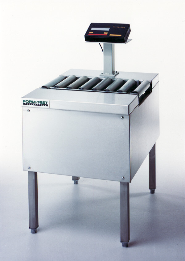 Laboratóriumi rendszerasztal